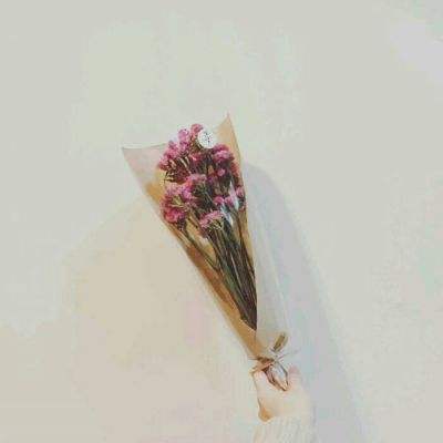 又一个“王”走下神坛！他曾和巴菲特齐名